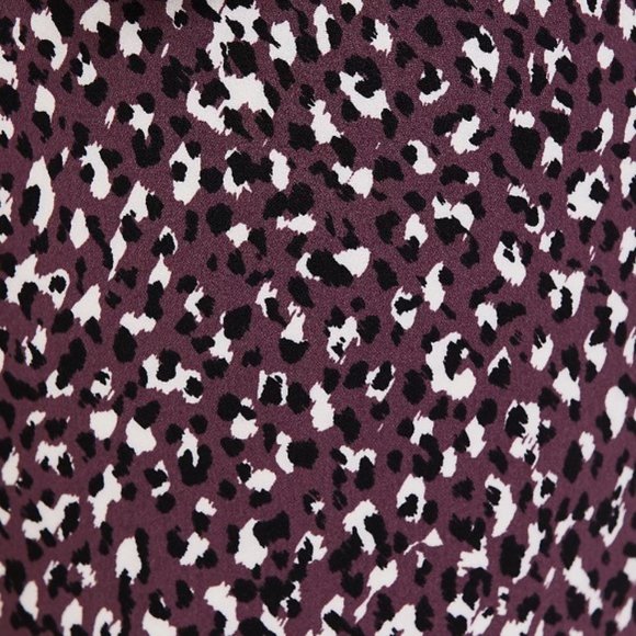 🐆 NEW Torrid Purple Leopard Print Tapered Pant 3 - Picture 3 of 6